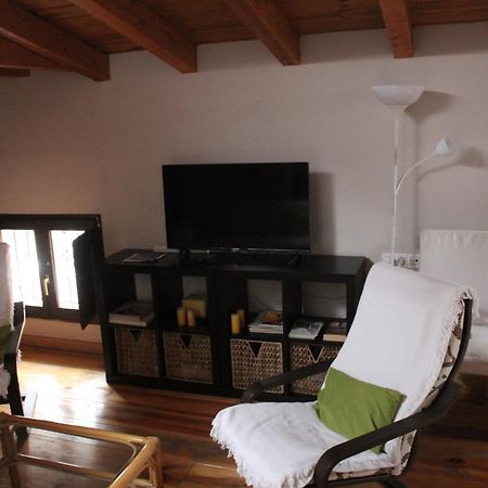 Atico Aires De Gredos Apartment Candeleda Bagian luar foto
