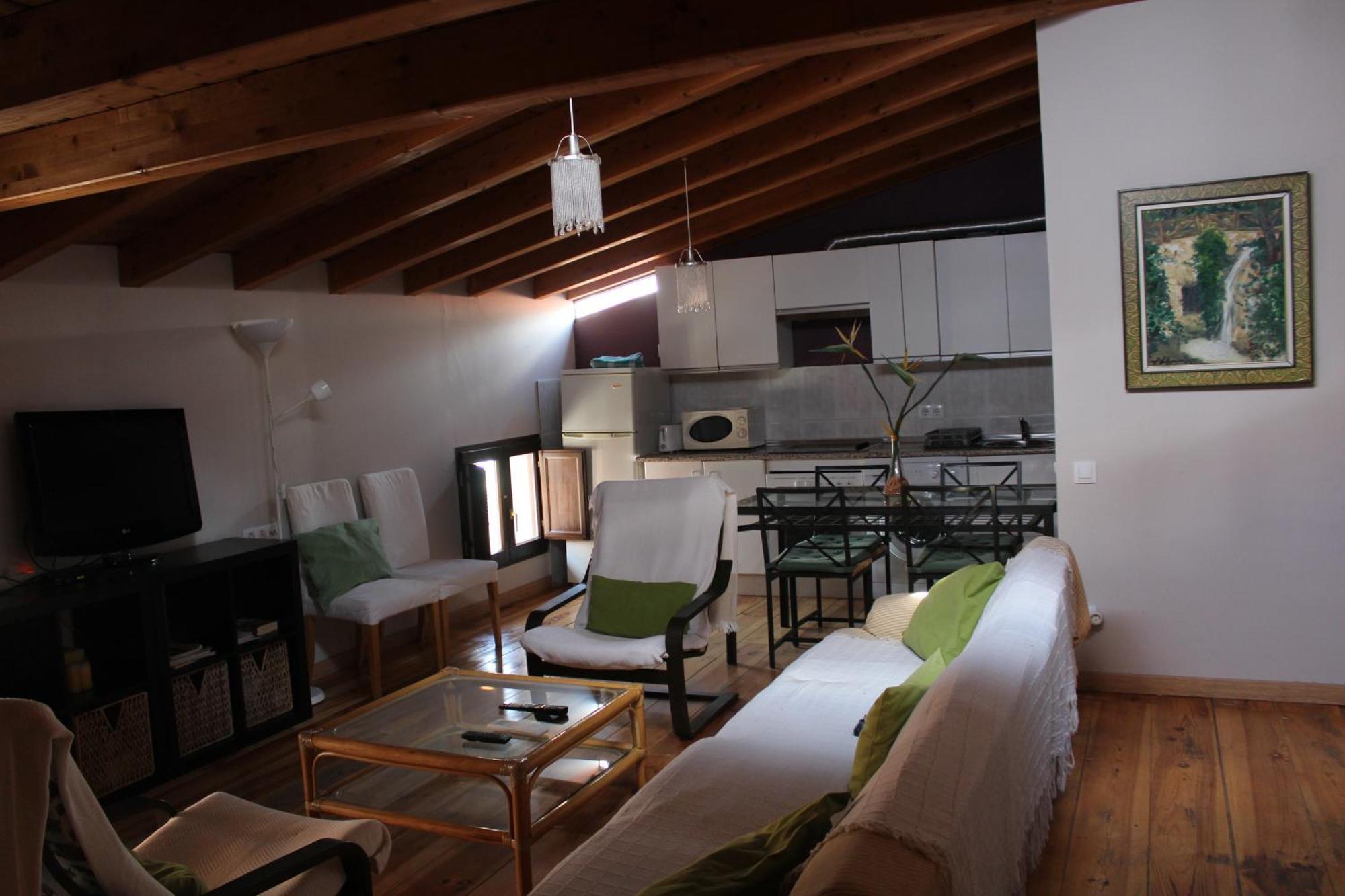 Atico Aires De Gredos Apartment Candeleda Bagian luar foto