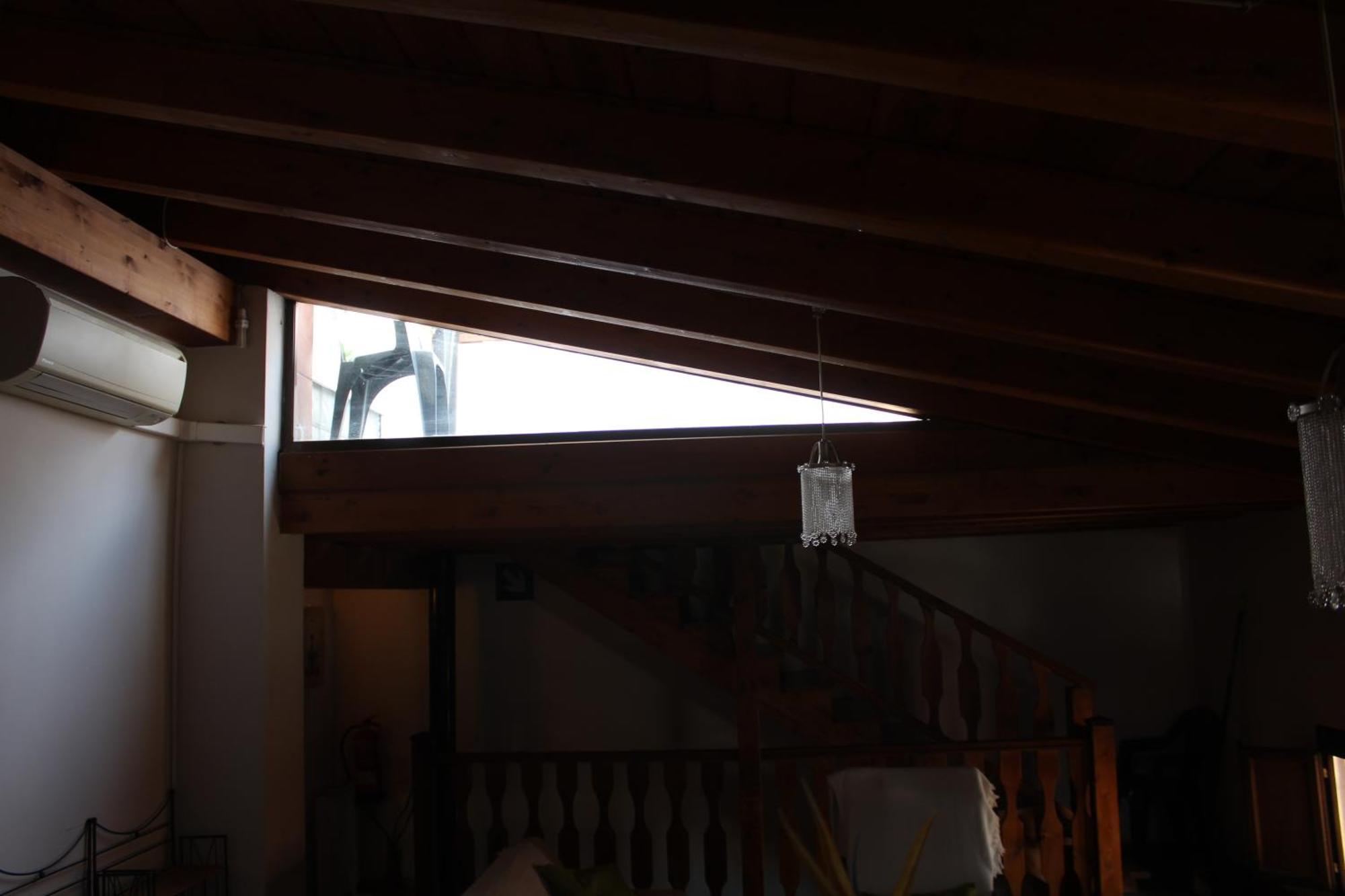 Atico Aires De Gredos Apartment Candeleda Bagian luar foto